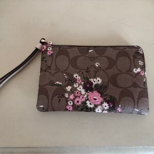 Coach Small Wristlet Signature C Floral Print Brown Pink